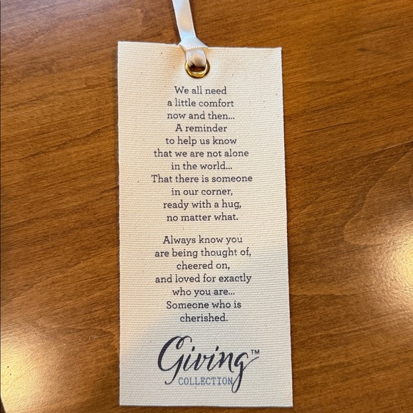 DEMDACO Handmade with Love Giving Shawl With Pockets - Sage. NWT in gift box - Picture 10 of 12